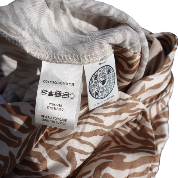 Lita By ciara Revolve Romper Animal Print NWT Size Large $348 summer style - Picture 9 of 9